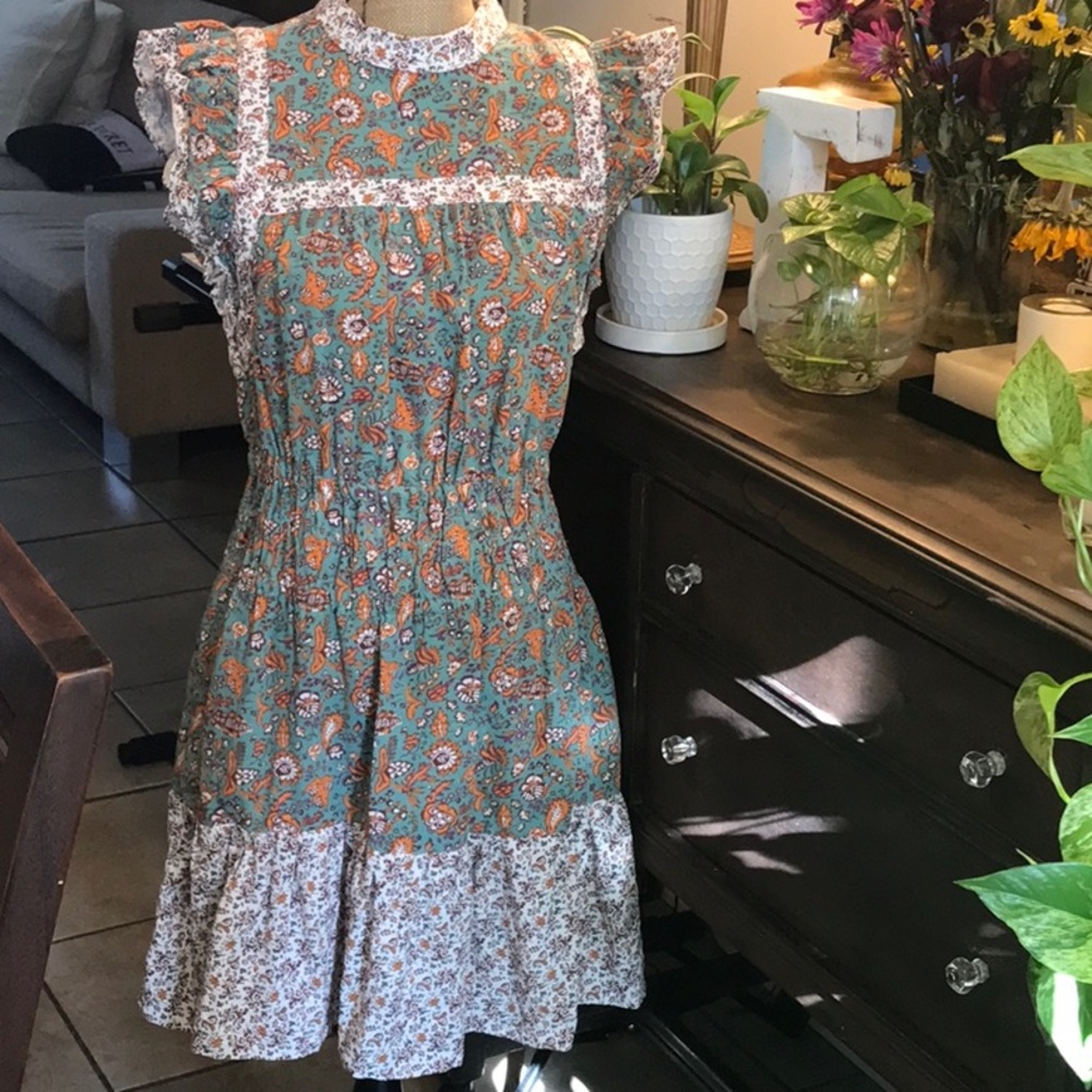 NWOT Universal Thread Sleeve Ruffle Dress - Picture 2 of 8